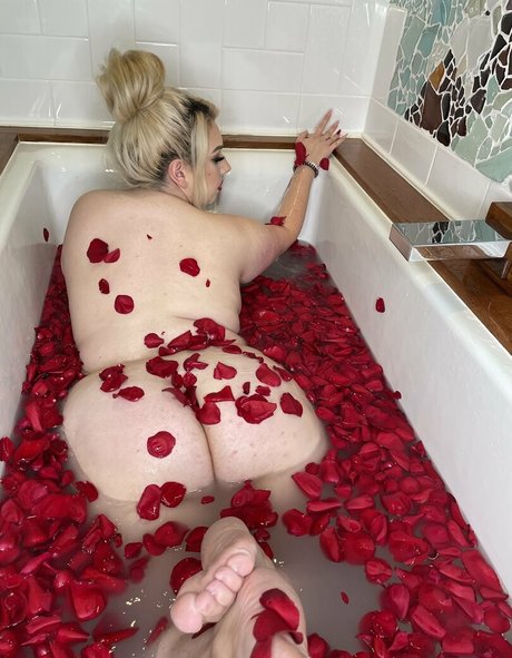 Pixiechickxoxo nude leaked OnlyFans photo #17