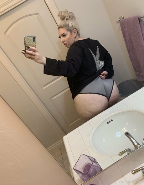 Pixiechickxoxo nude leaked OnlyFans photo #99