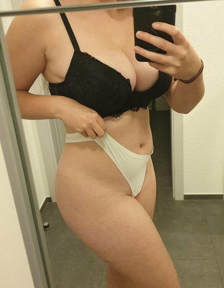 Noemi_70 nude leaked OnlyFans pic