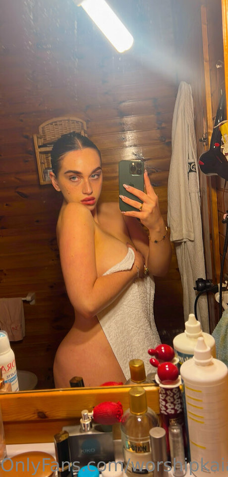 Worshipkaia nude leaked OnlyFans pic
