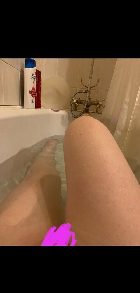 Petitiepolly nude leaked OnlyFans photo #11