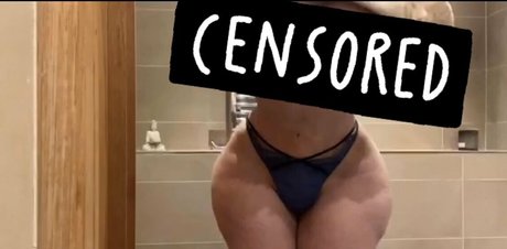 Bootybyshel2 nude leaked OnlyFans pic