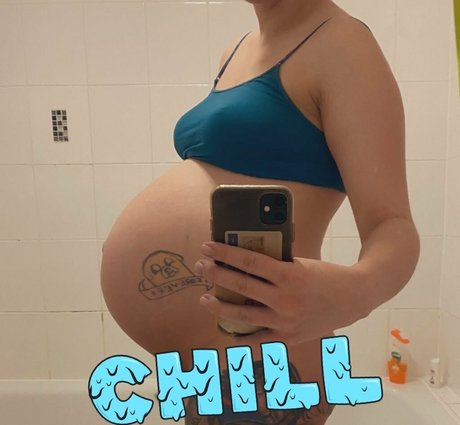 Pregnant2020 nude leaked OnlyFans pic