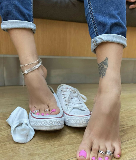 Mariefrenchgirlfeet nude leaked OnlyFans photo #21