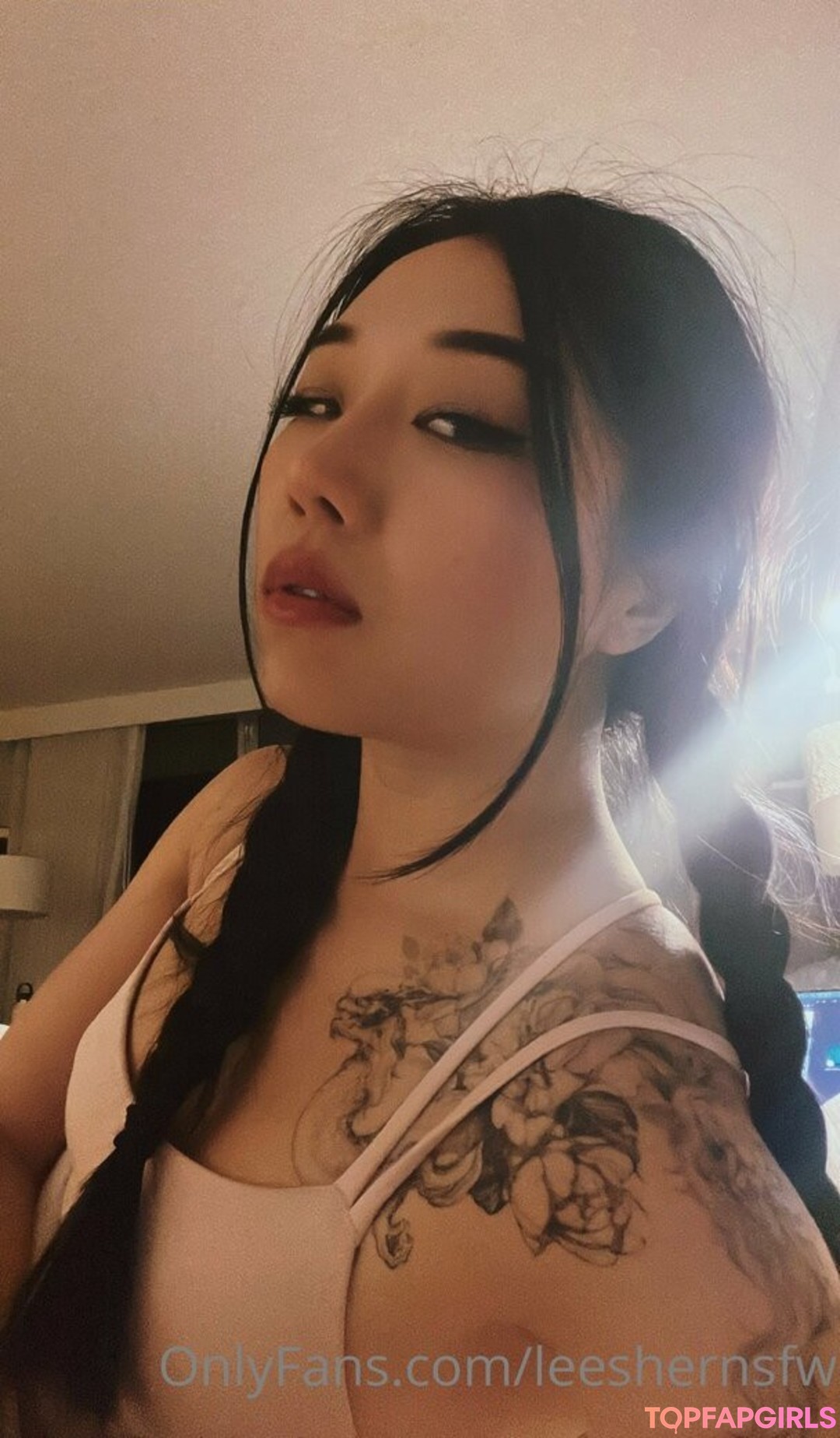 Lisha Wei Nude Leaked OnlyFans Photo #1