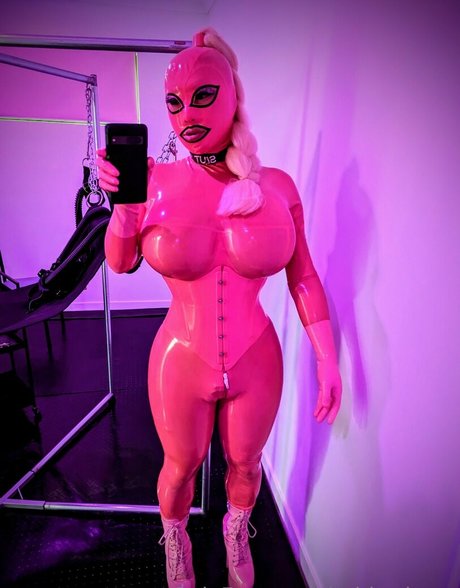 Rubberbuns nude leaked OnlyFans photo #22