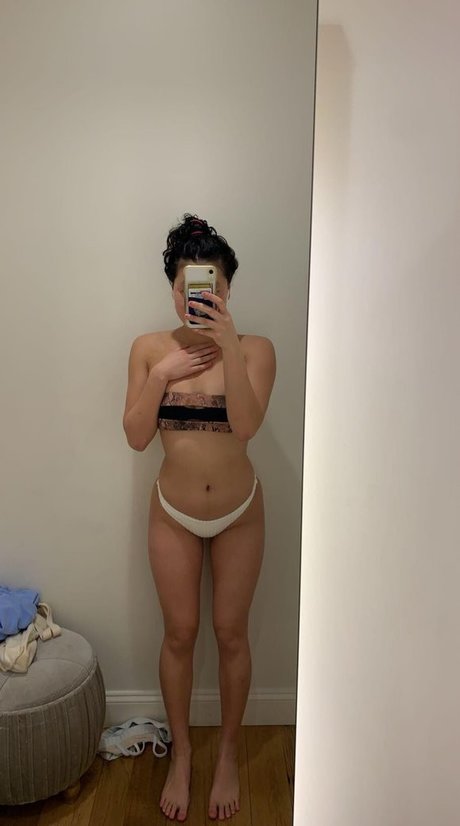 Alison-L nude leaked OnlyFans pic