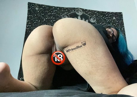 Littleprinxe nude leaked OnlyFans pic