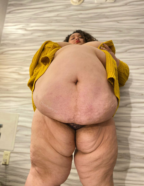 Averyssbbw nude leaked OnlyFans pic