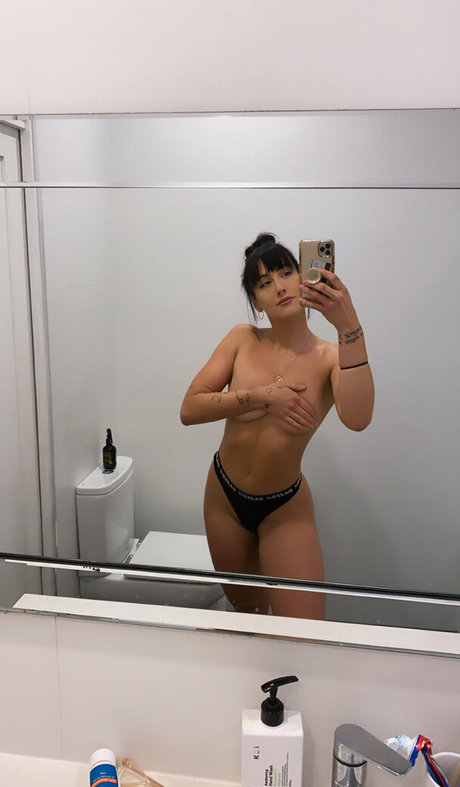 Littlebbyy nude leaked OnlyFans pic