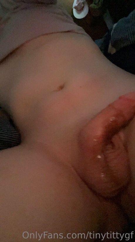 Tinytittygf nude leaked OnlyFans pic