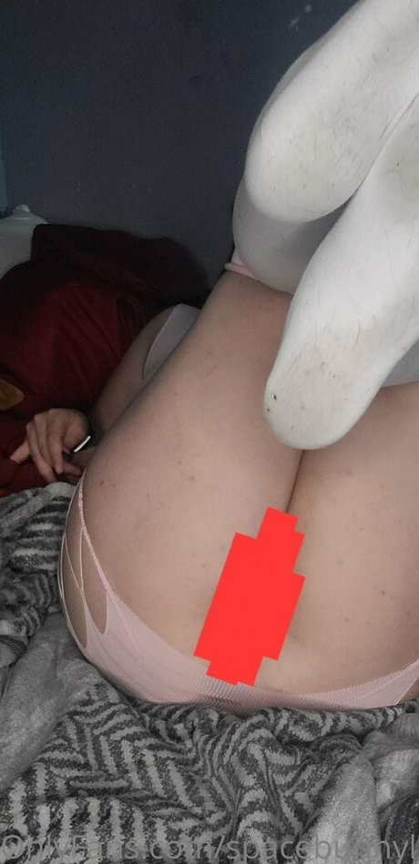 Spacebunnylunafree nude leaked OnlyFans pic