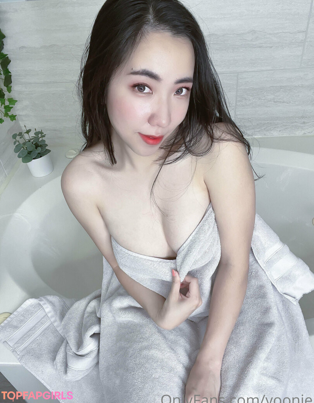 Yoonie Nude Leaked OnlyFans Photo #133