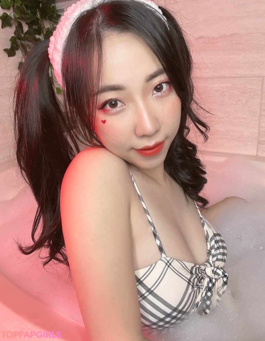 Yoonie Nude Leaked OnlyFans Photo #31