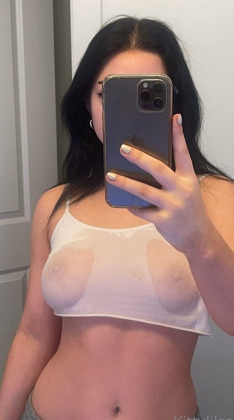 Lily B nude leaked OnlyFans pic