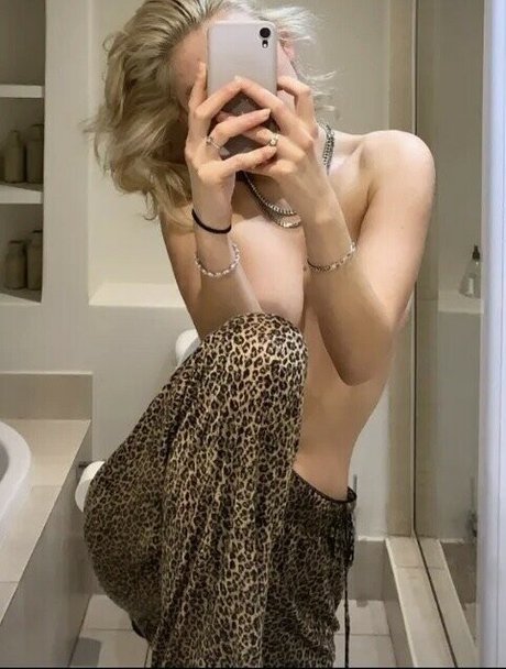 Julia Wulf nude leaked OnlyFans pic