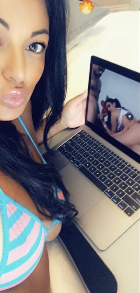 Sluttyjennaxo nude leaked OnlyFans photo #24