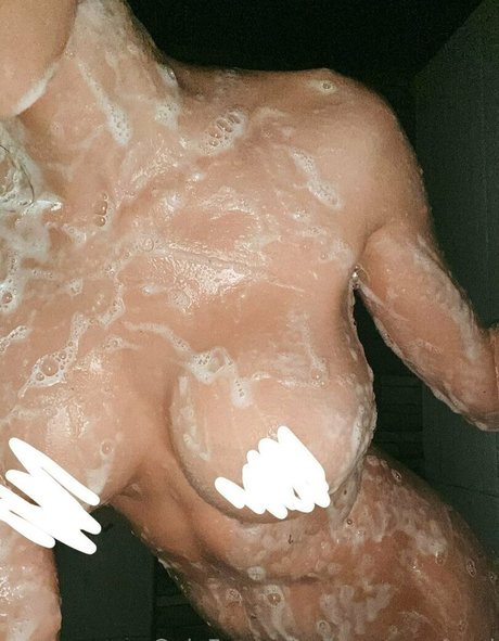 BunnyMutmai nude leaked OnlyFans pic