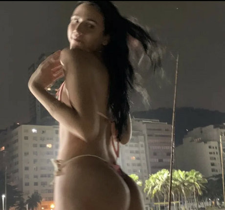 Vitoria Bornoll nude leaked OnlyFans pic