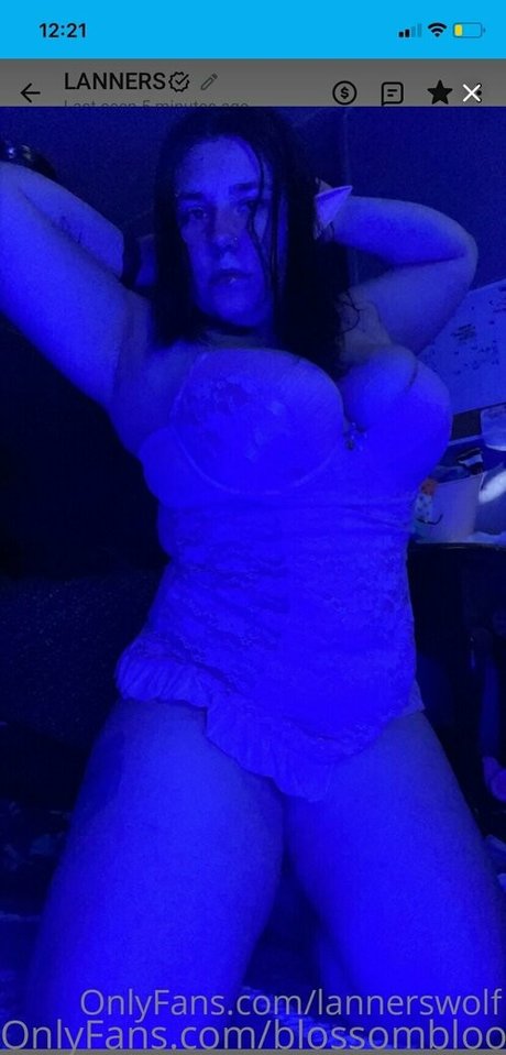 Blossomblooms71 nude leaked OnlyFans pic