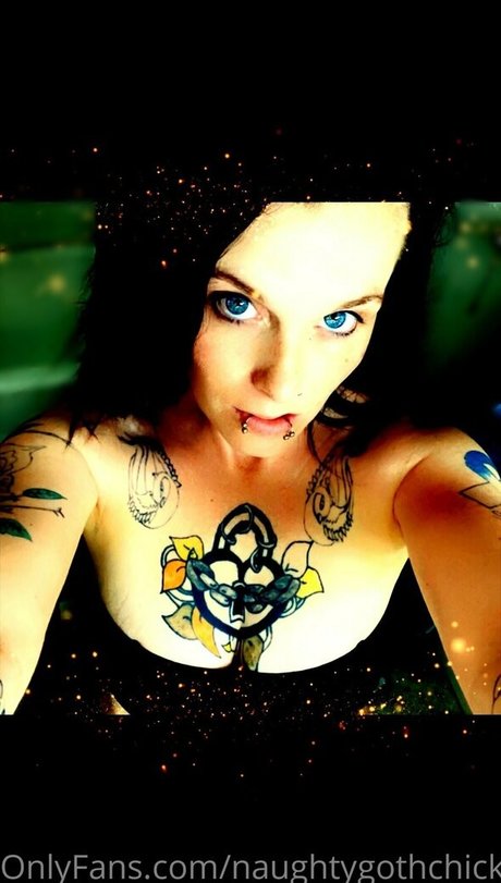 Naughtygothchick nude leaked OnlyFans pic