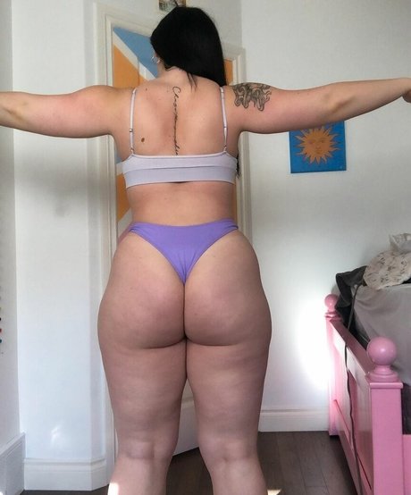 Beesbooty nude leaked OnlyFans pic