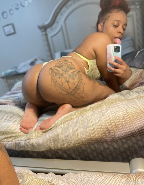 Allysquirtss nude leaked OnlyFans photo #25