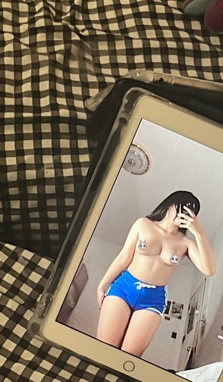 Mamukamhom nude leaked OnlyFans pic