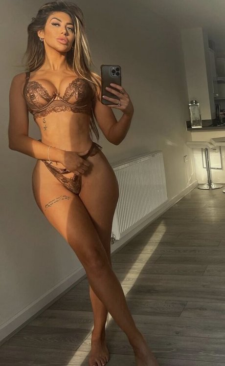 Chloe Ferry nude leaked OnlyFans pic
