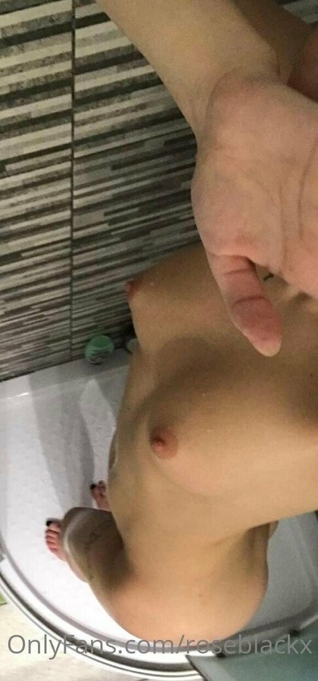 Roseblackx nude leaked OnlyFans photo #14