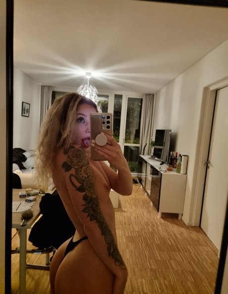 Sweetpiesswe nude leaked OnlyFans photo #29