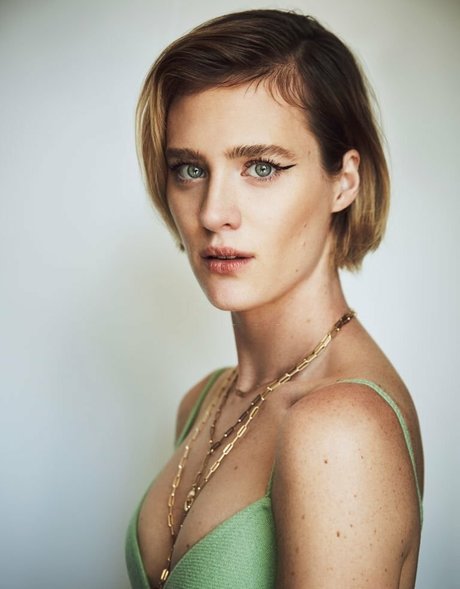 Mackenzie Davis nude leaked OnlyFans photo #2