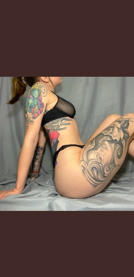 Baddestmami19 nude leaked OnlyFans pic