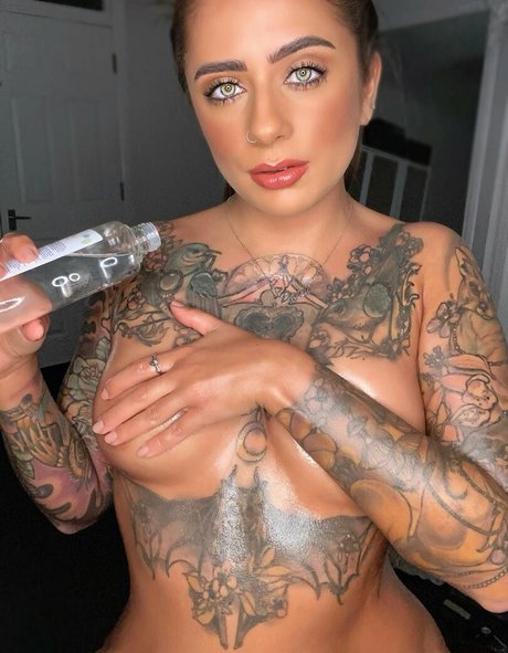 Daisy Darling nude leaked OnlyFans pic