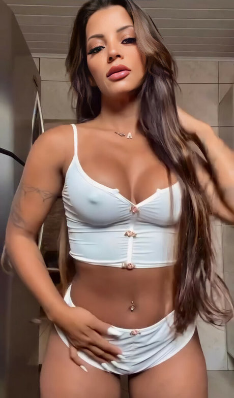 Aline Amorim nude leaked OnlyFans pic