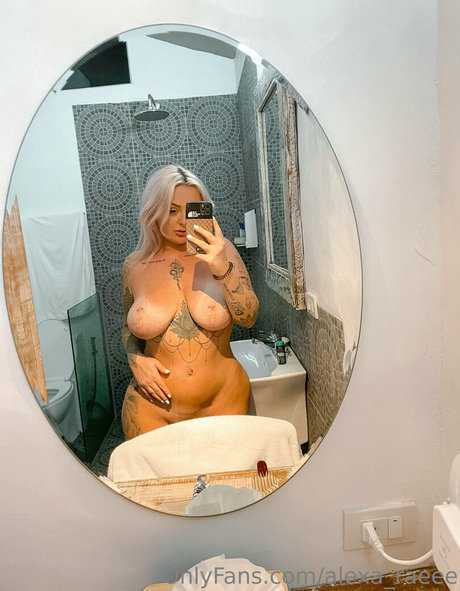Alexa_raeee nude leaked OnlyFans pic