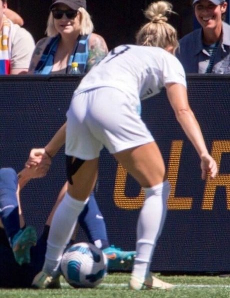 Kristie Mewis nude leaked OnlyFans pic