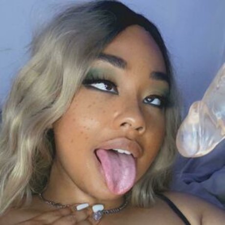 Iris Black nude leaked OnlyFans pic