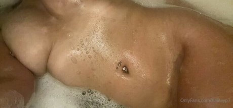 Haiiileyp7 nude leaked OnlyFans pic