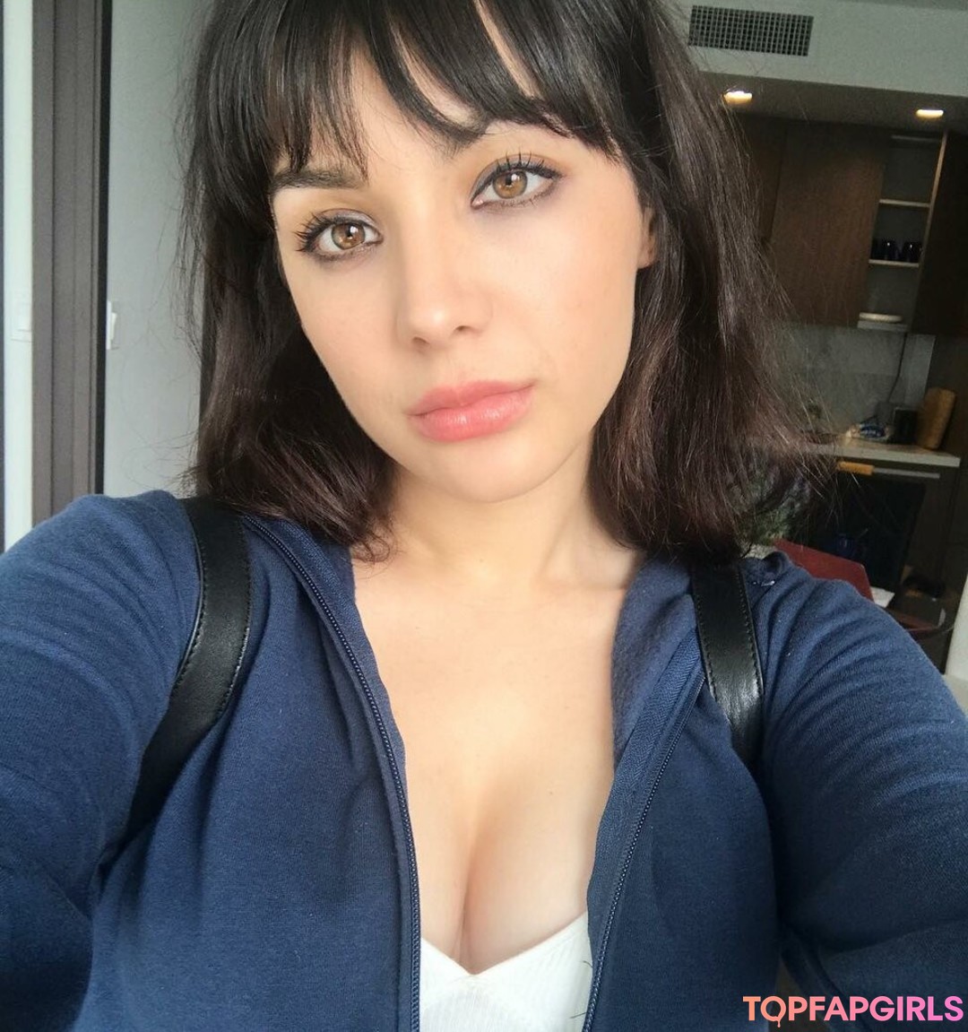 Hannah Marks Nude Leaked OnlyFans Photo #52