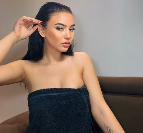 Alina03m nude leaked OnlyFans pic