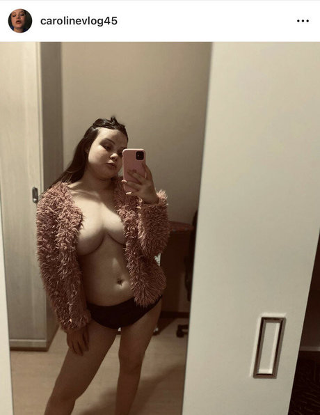 Caroline Capelarii nude leaked OnlyFans pic