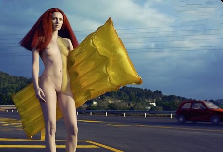 Karen Elson nude leaked OnlyFans pic