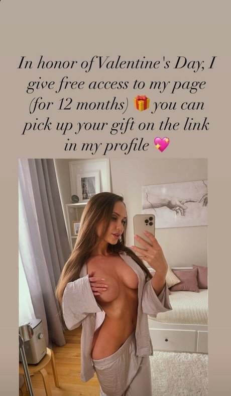 Roxanarocks nude leaked OnlyFans pic