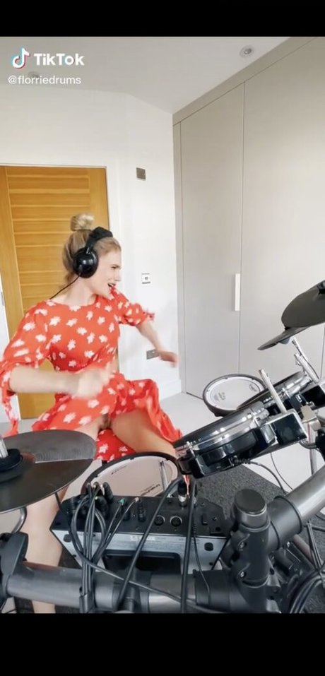 Florriedrums nude leaked OnlyFans pic