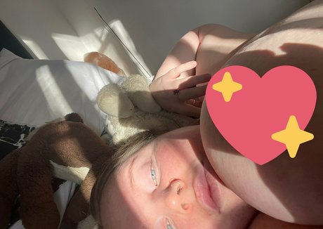 Have Emilyyyyyykate nude leaked OnlyFans pic