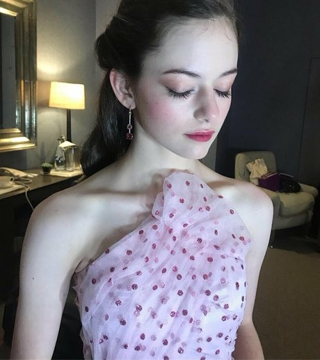 Mackenzie Foy nude leaked OnlyFans photo #9