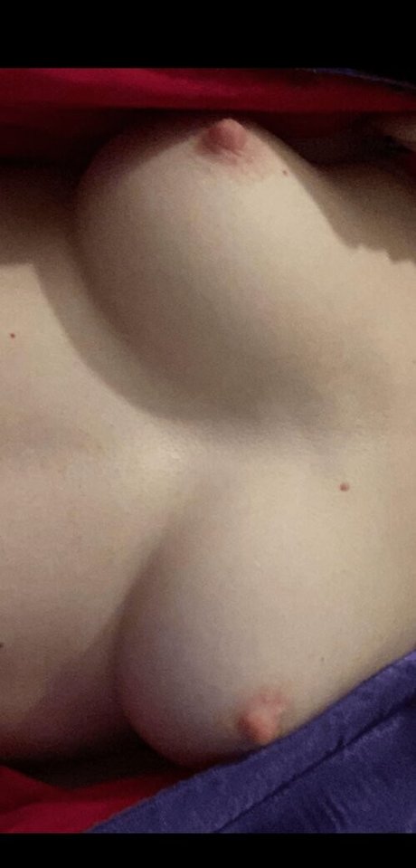 Karolina Whaley nude leaked OnlyFans pic