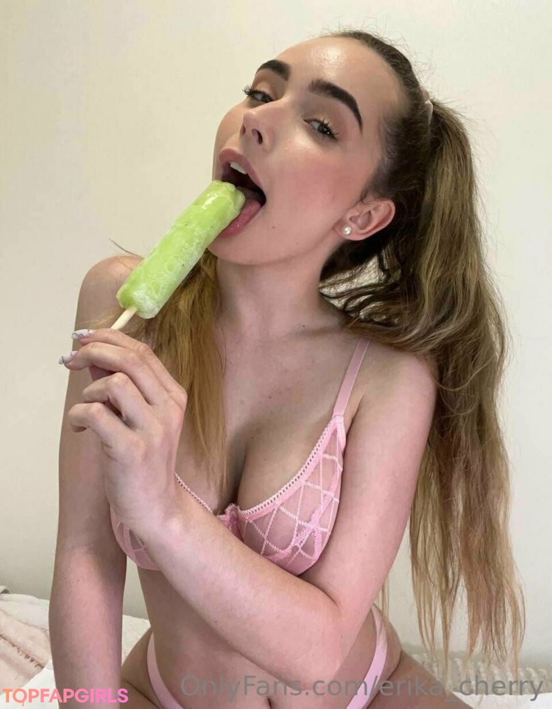 Erika_cherry Nude Leaked OnlyFans Photo #35