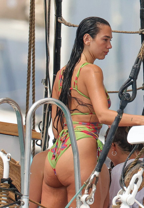 Dua Lipa nude leaked OnlyFans pic